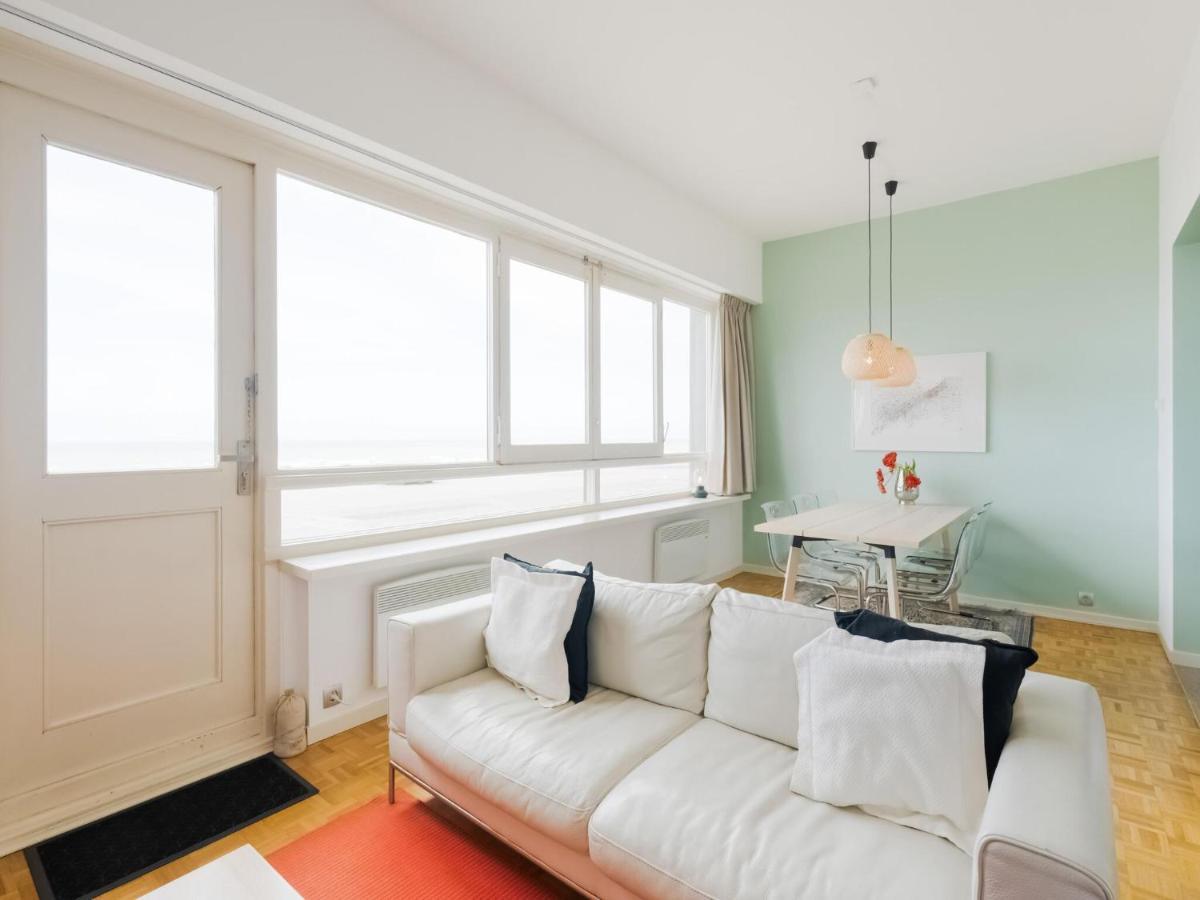 Comfortable In With Sea Views *